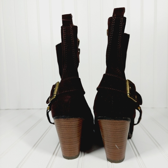 Women's Suede Ankle Boots - Picture 6 of 11